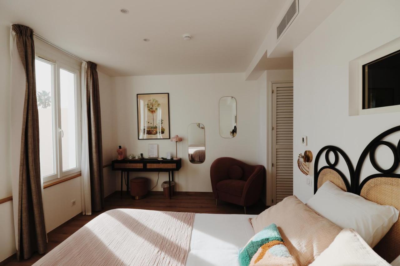Le Rose The Hotell La Ciotat Exteriör bild